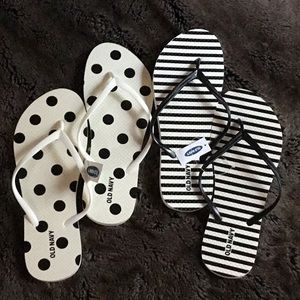 Old Navy flip flop sandals